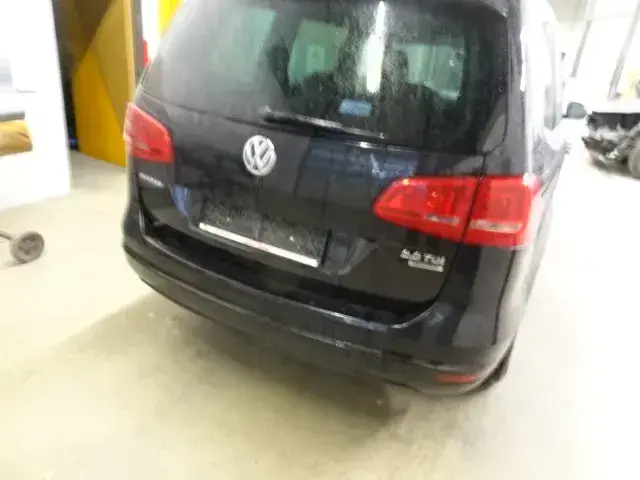 Volkswagen Sharan 2012 photo 3