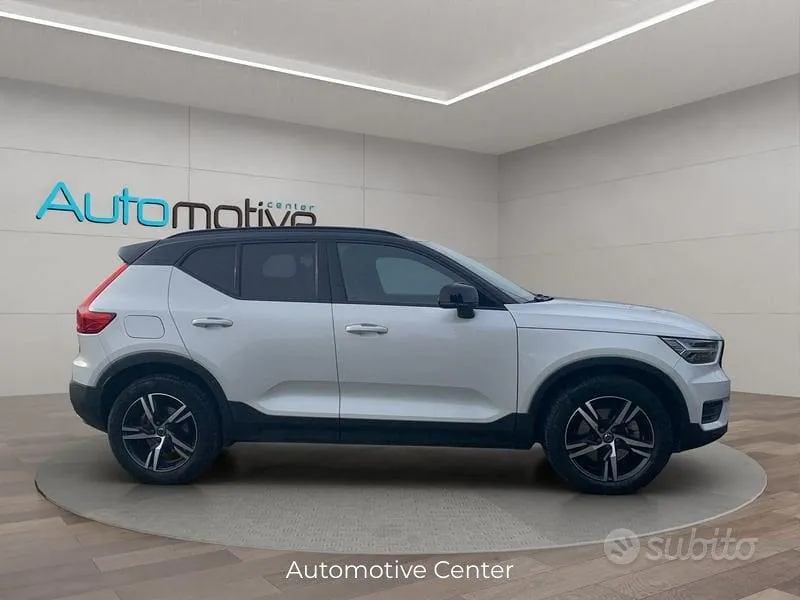 Volvo Xc40 2019 photo 4
