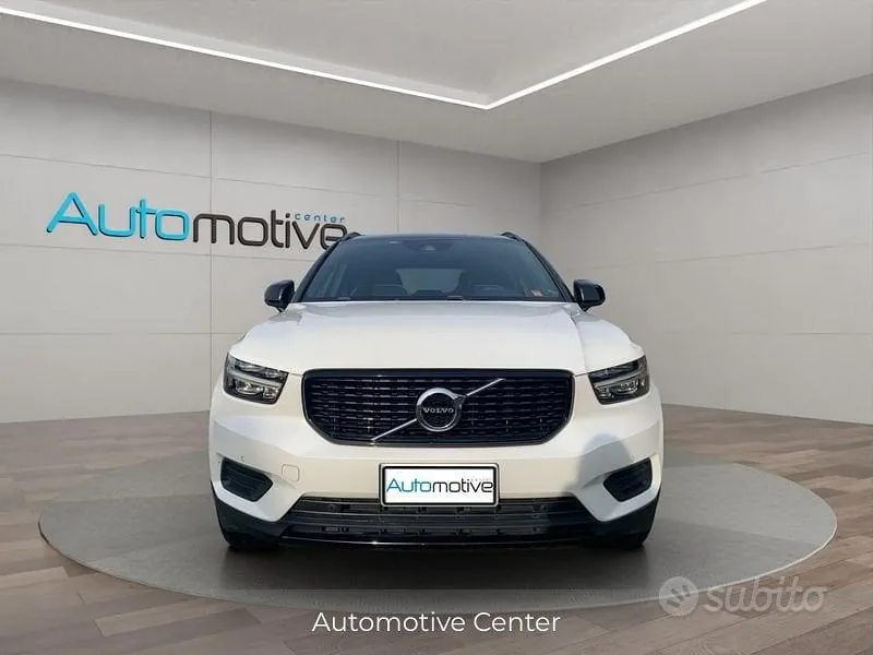 Volvo Xc40 2019 photo 2