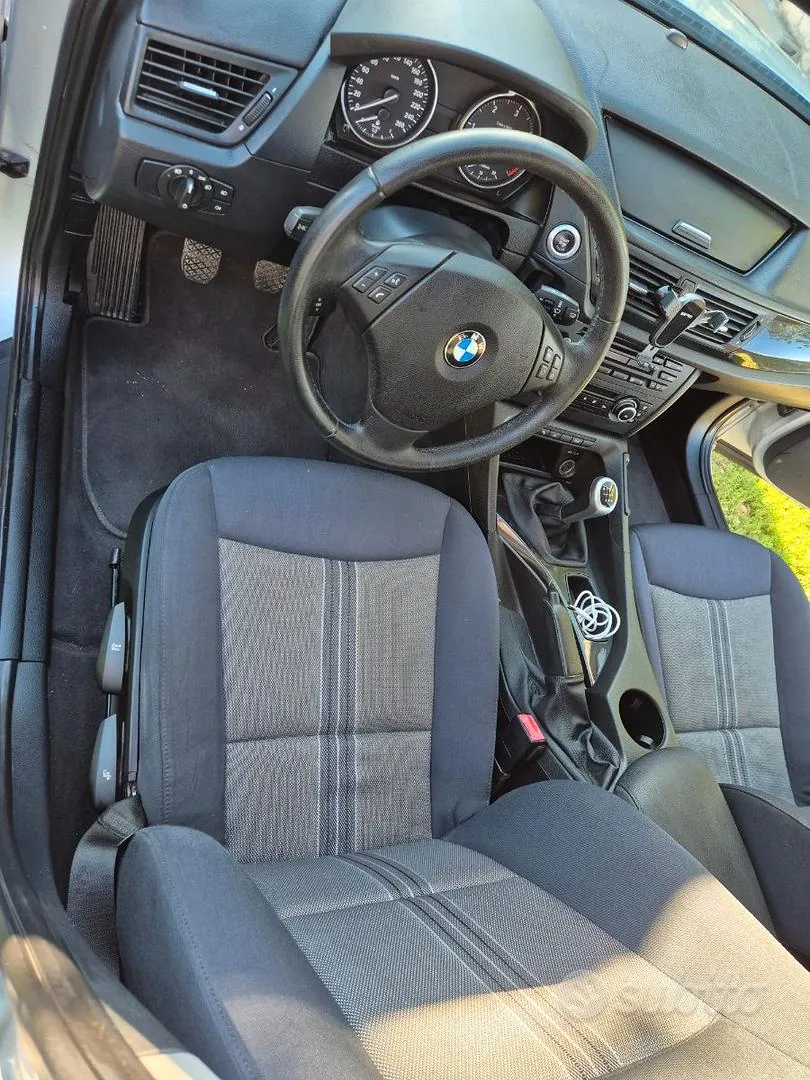 BMW X1 2010 photo 4