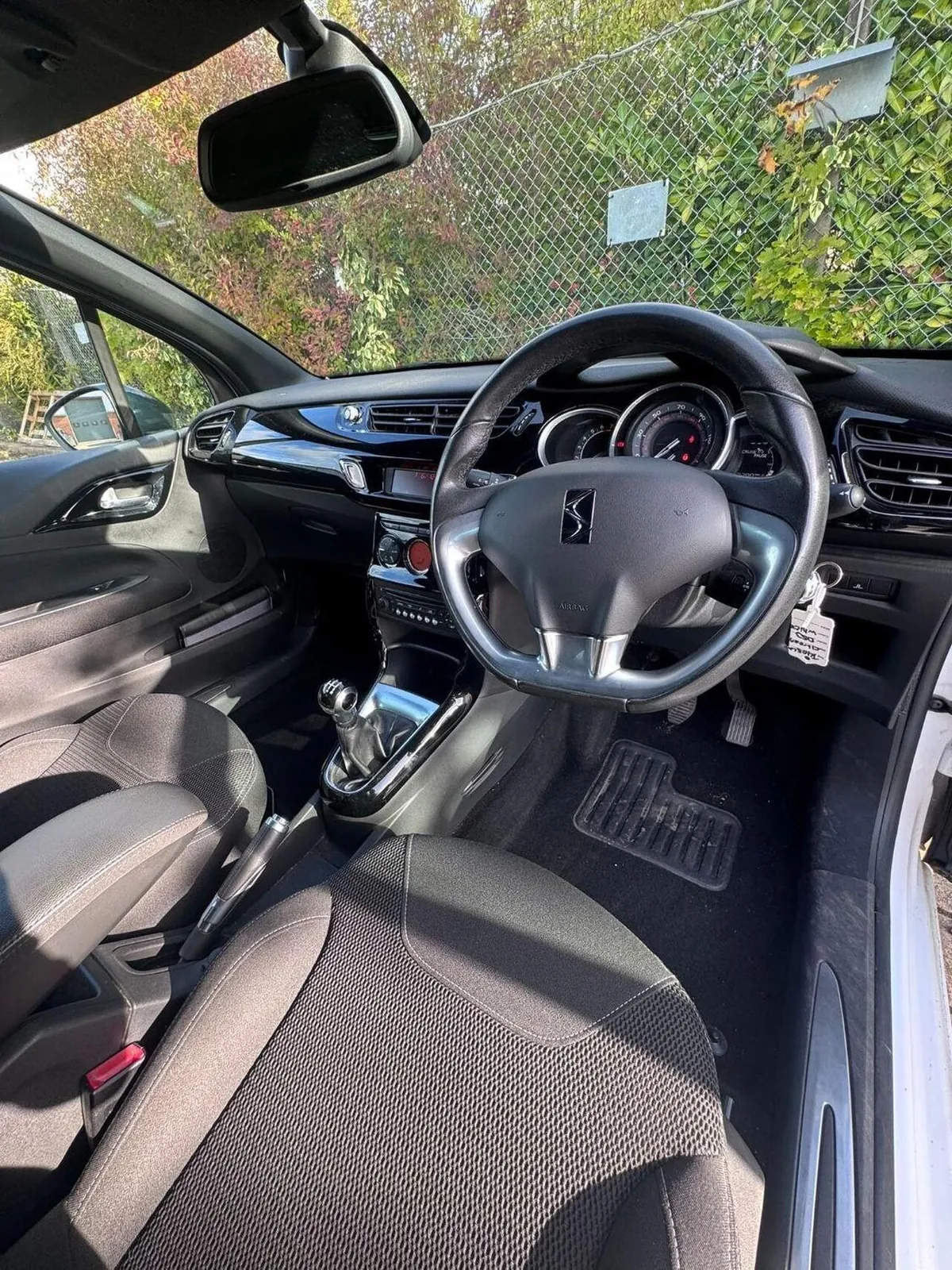 Citroen Ds3 2013 photo 3