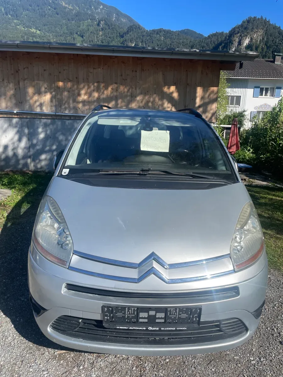 Citroen C4 Picasso 2009 photo 2