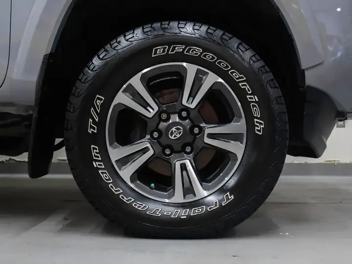 Toyota Tacoma 2018 photo 5