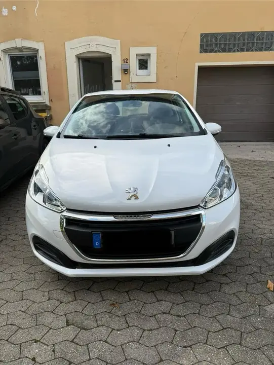 Peugeot 208 Active