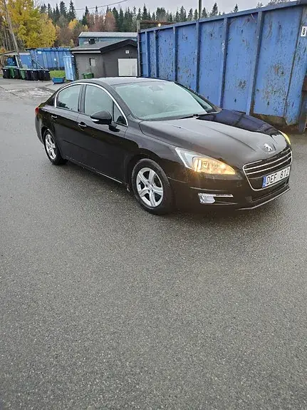 Peugeot 508 2011 photo 2