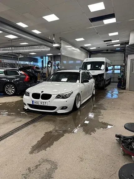 BMW 520D 2009 photo 3