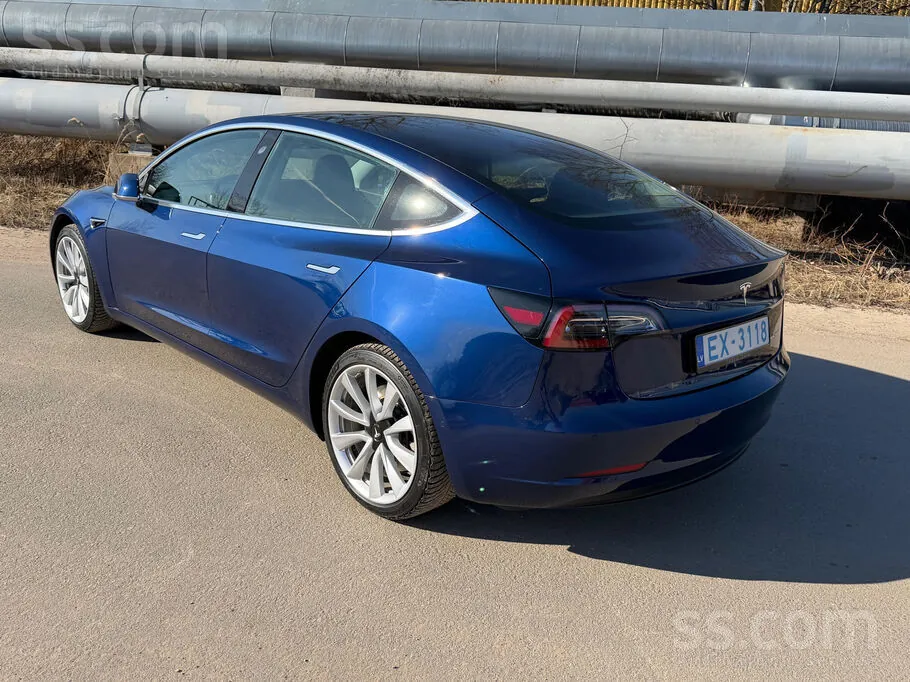 Tesla Model 3 2019 photo 2