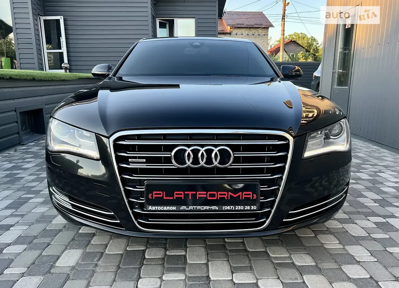 Audi A8 2010 photo 4