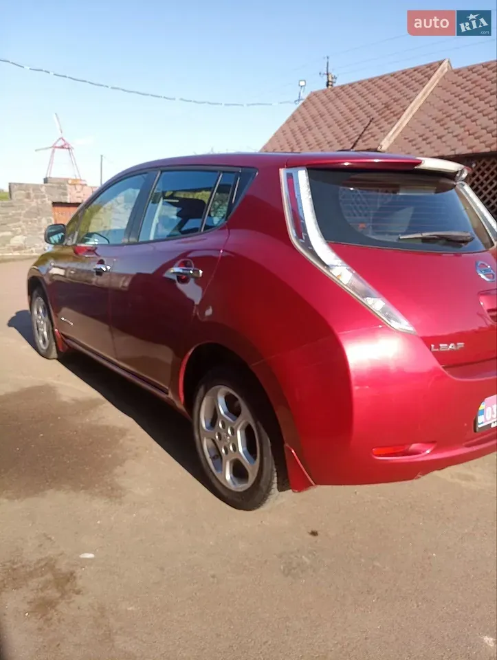 Nissan Leaf 2014 photo 5