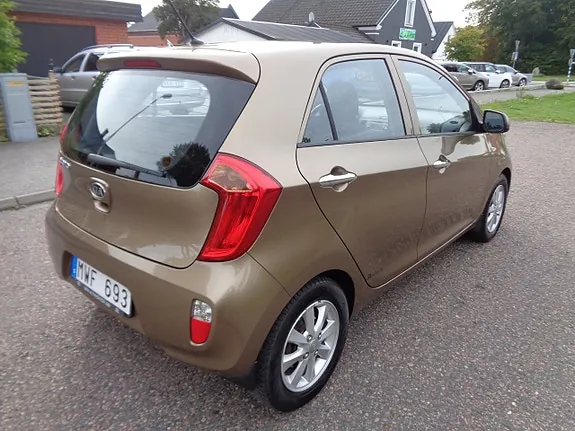 Kia Picanto 2012 photo 5