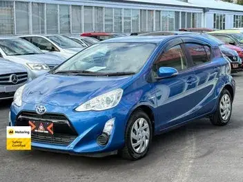 Toyota Aqua 2015 photo 4