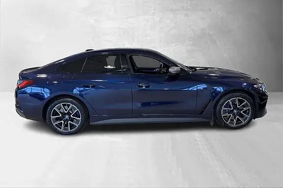 BMW I4 2024 photo 5