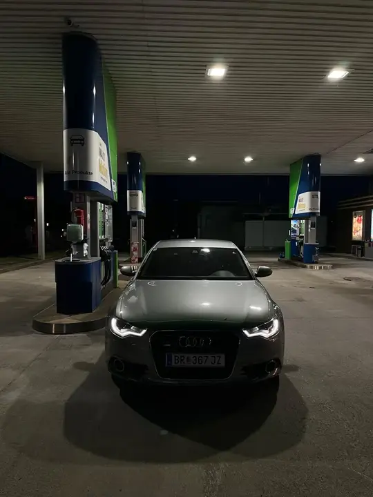 Audi A6 2013 photo 2