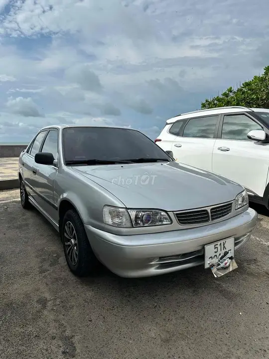 Toyota Corolla 2000 photo 2