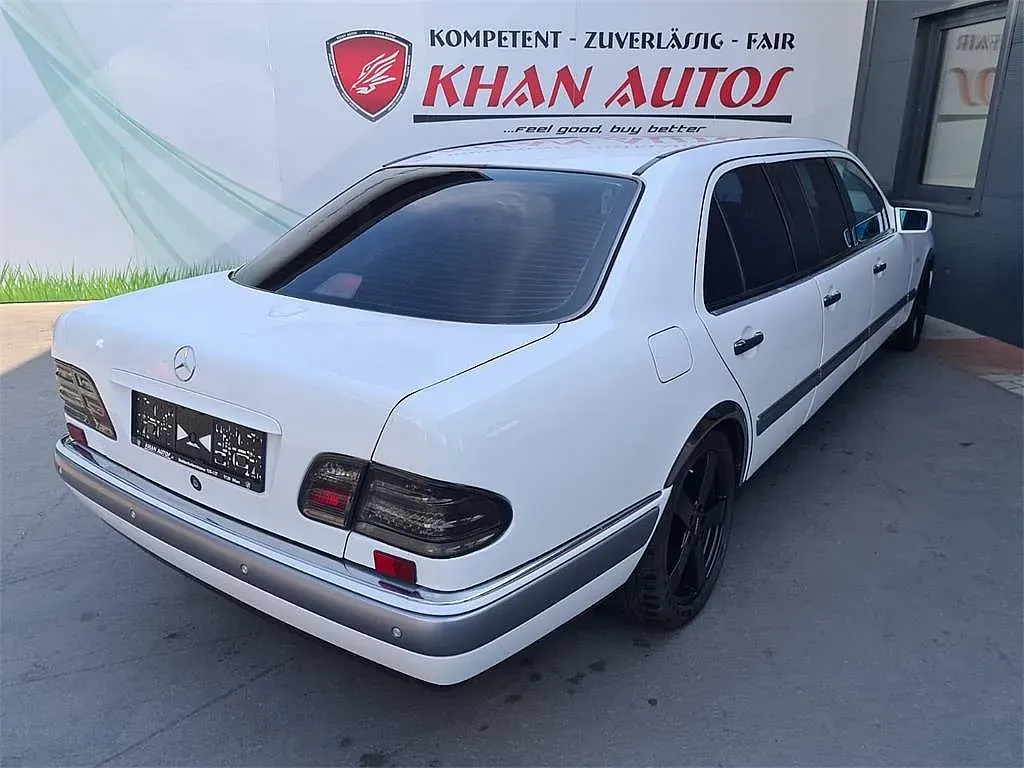 Mercedes-Benz E-Class 1997 photo 3