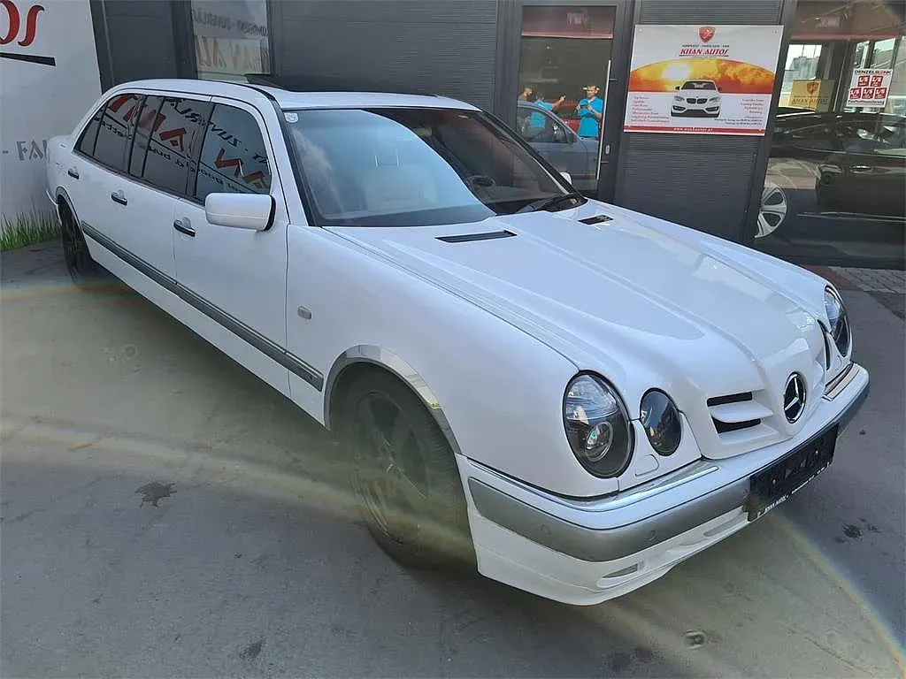 Mercedes-Benz E-Class 1997 photo 2