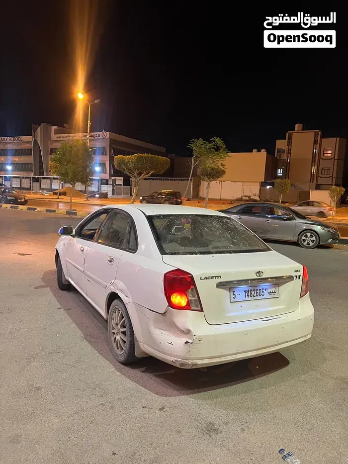 Daewoo Lacetti 2004 photo 2