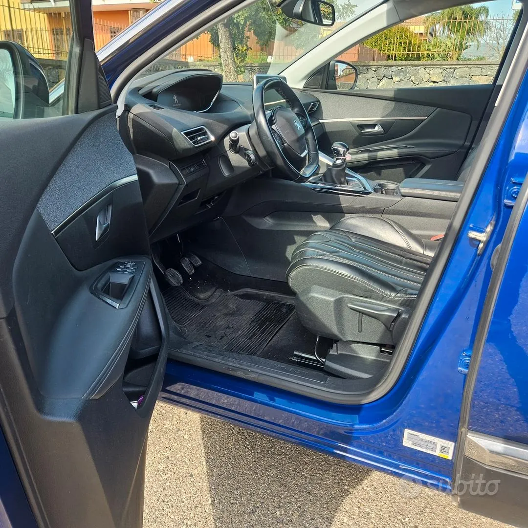 Peugeot 3008 2019 photo 5
