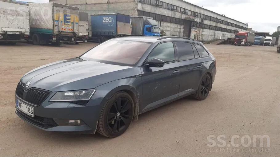 Skoda Superb 2018 photo 2
