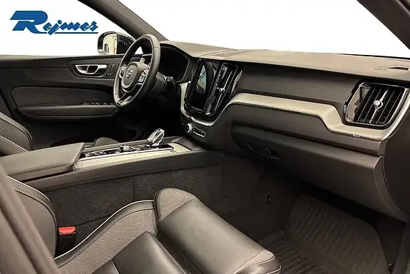 Volvo Xc60 2025 photo 5