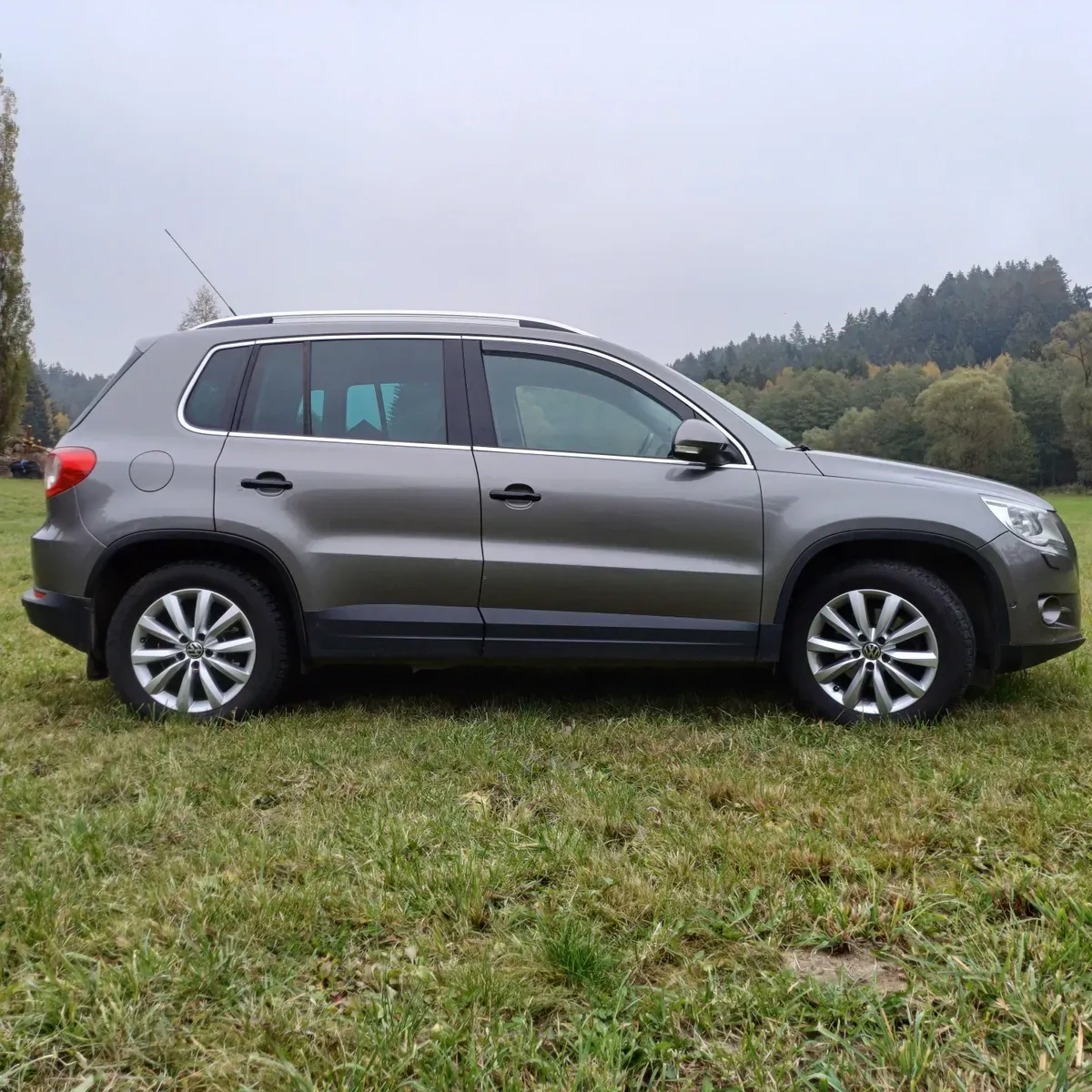 Volkswagen Tiguan 2011 photo 2