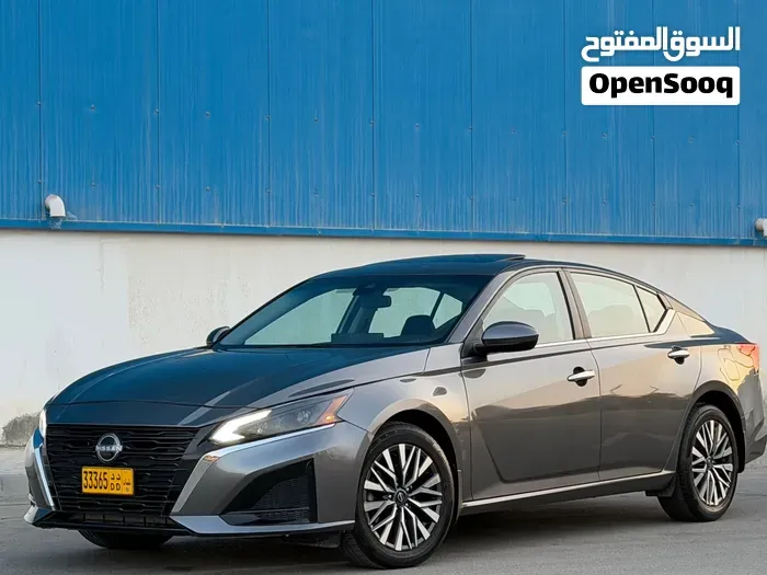 Nissan Altima
