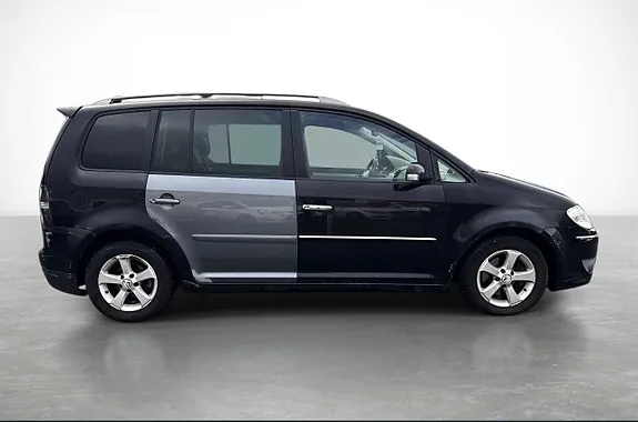 Volkswagen Touran 2008 photo 4