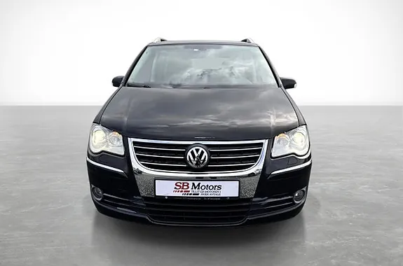 Volkswagen Touran 2008 photo 2