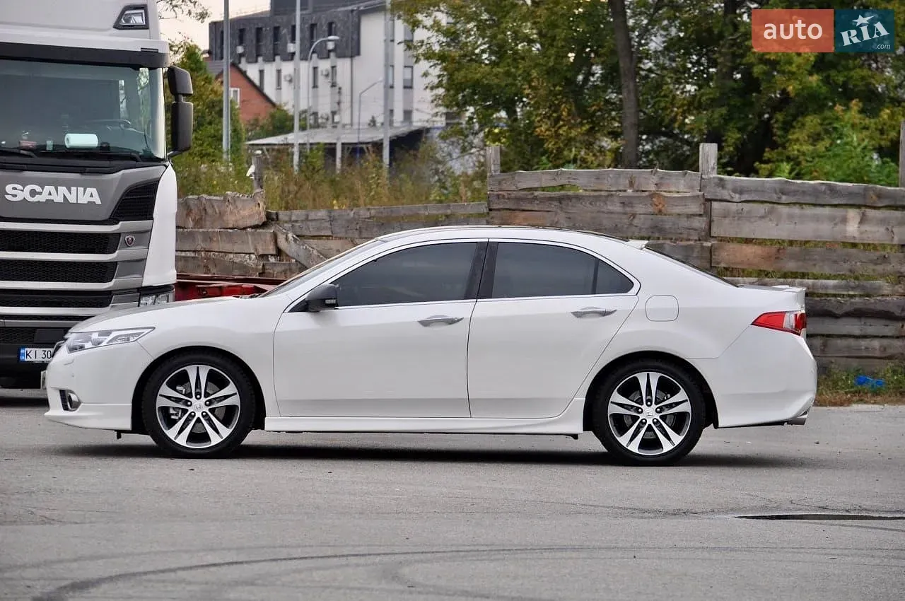 Honda Accord 2010 photo 5