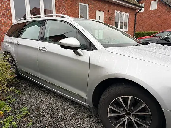 Citroen C5 2009 photo 2