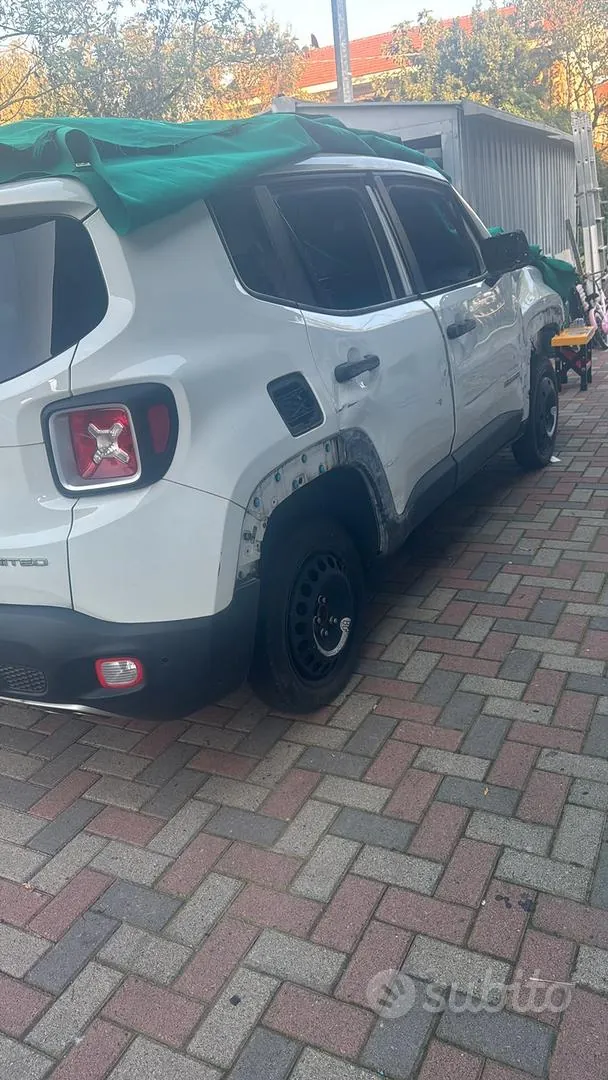 Jeep Renegade 2017 photo 2