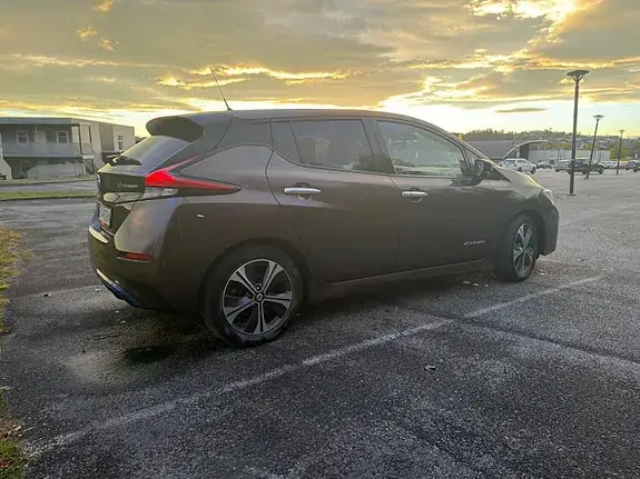 Nissan Leaf 2019 photo 3
