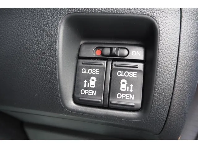 Honda N-Box 2016 photo 4