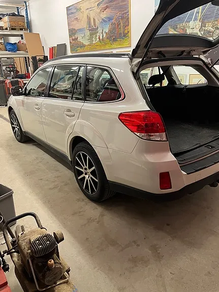 Subaru Outback 2014 photo 4