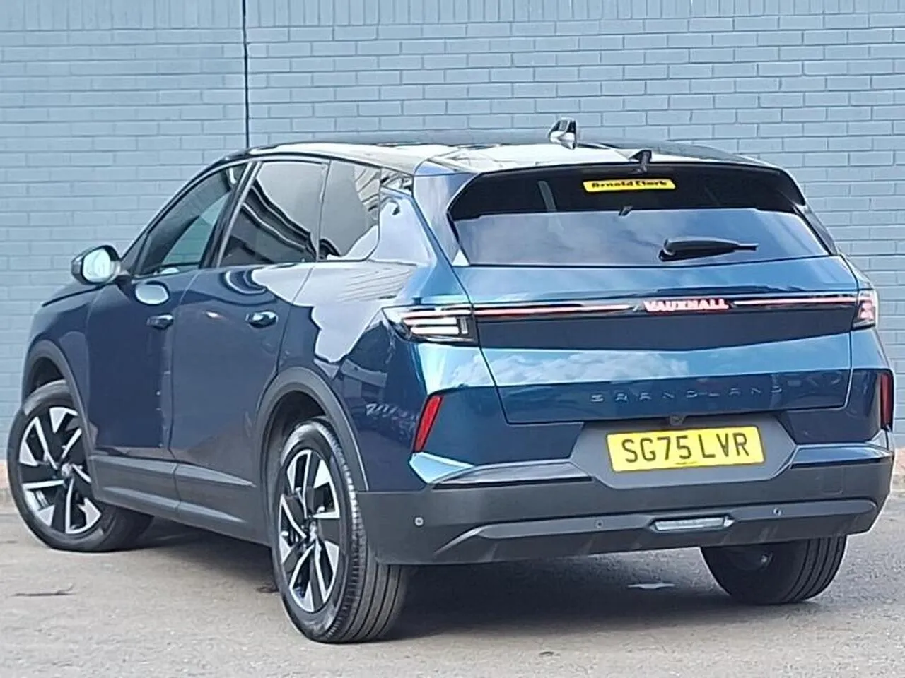 Vauxhall Grandland 2025 photo 2
