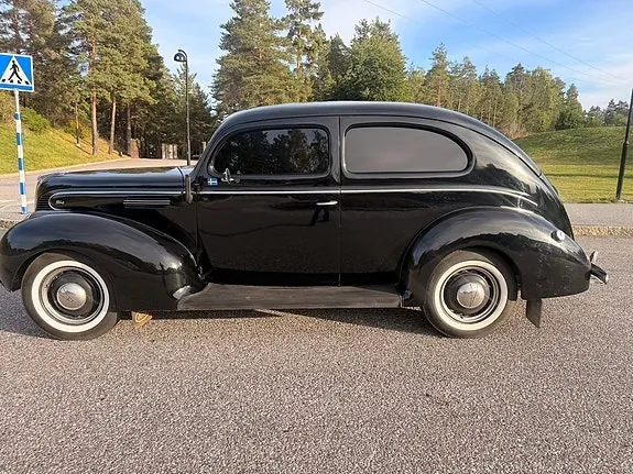 Ford Standard 1939 photo 2