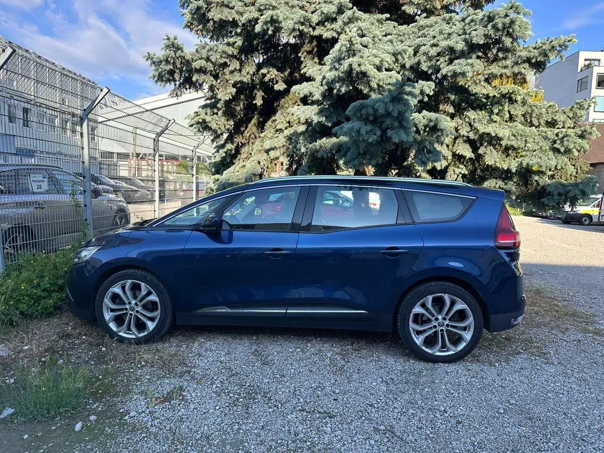 Renault Scénic 2017 photo 2