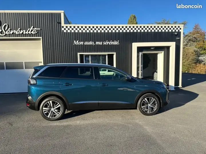 Peugeot 5008 2021 photo 3
