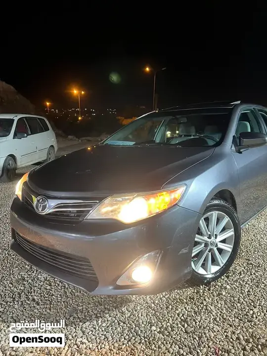 Toyota Camry 2014 photo 2