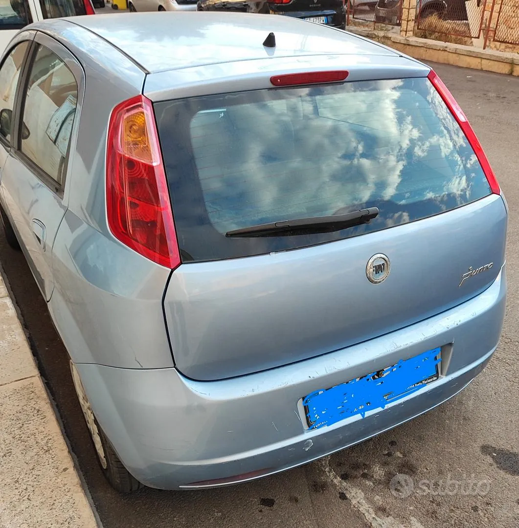 Fiat Grande Punto 2007 photo 3