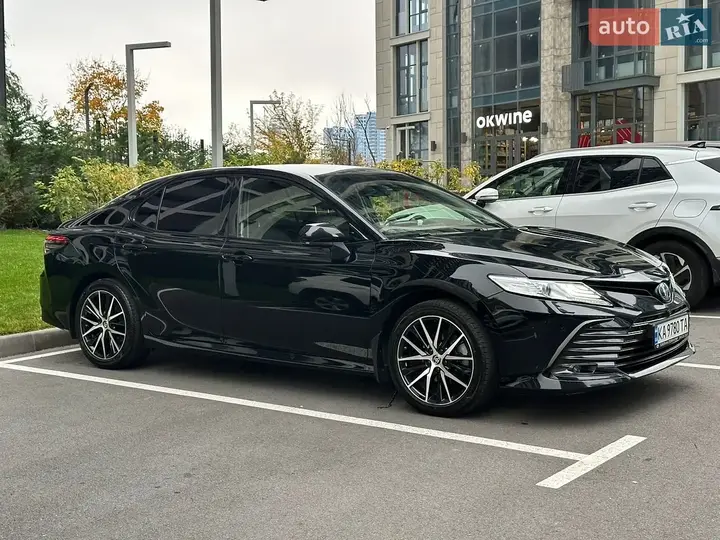 Toyota Camry 2024 photo 5