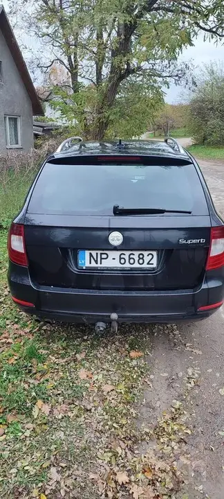 Skoda Superb 2012 photo 3