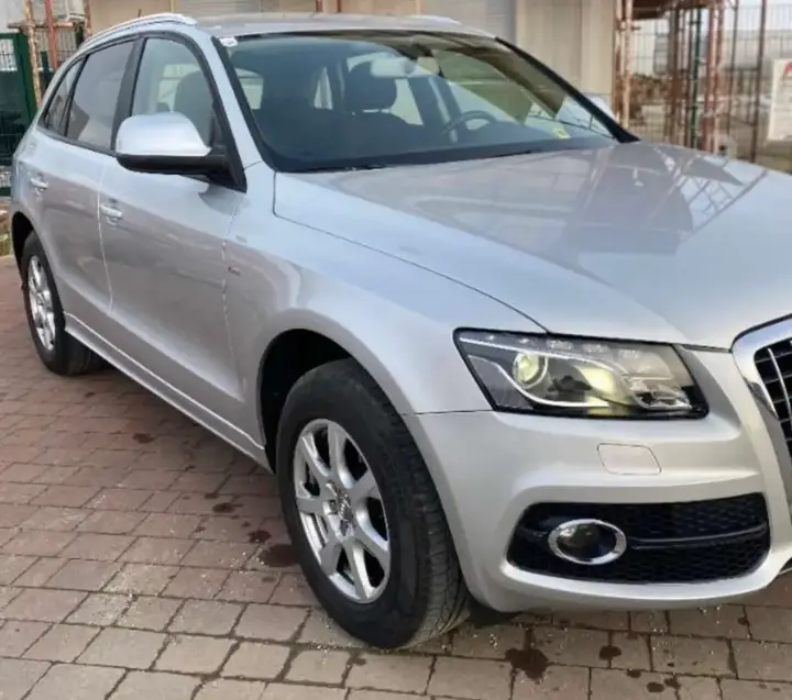 Audi Q5 2009 photo 2