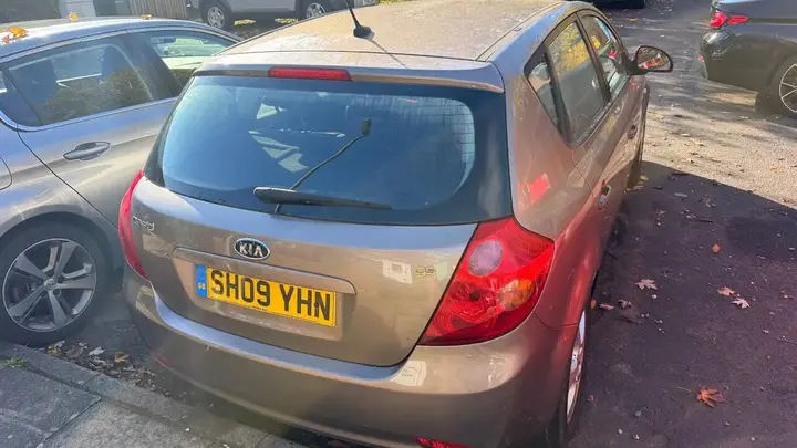 Kia Ceed 2009 photo 2