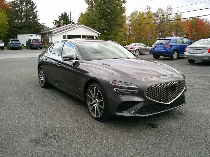 Genesis G70