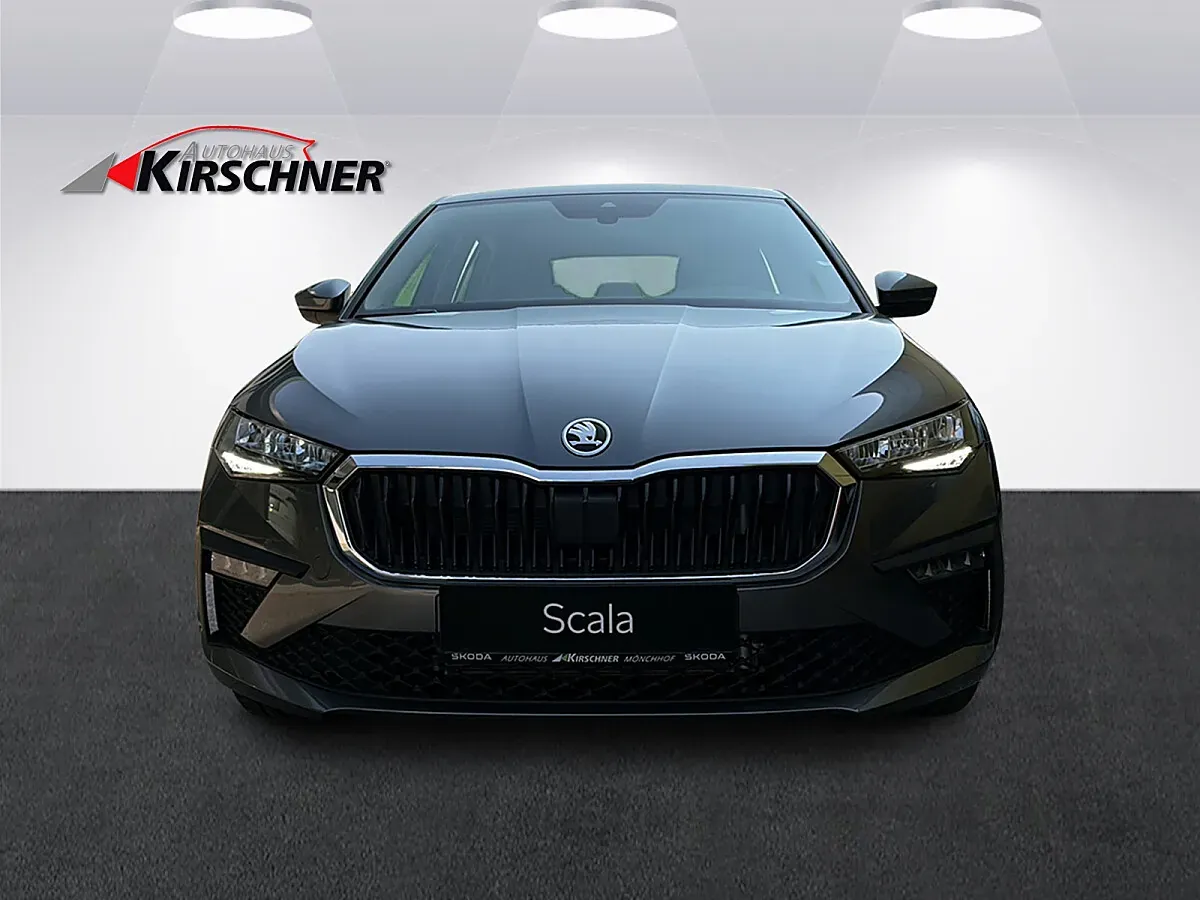 Skoda Scala 2026 photo 2