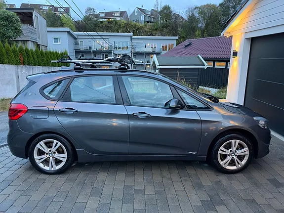 BMW 225Xe 2017 photo 4