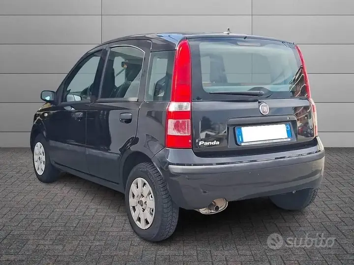 Fiat Panda 2010 photo 2