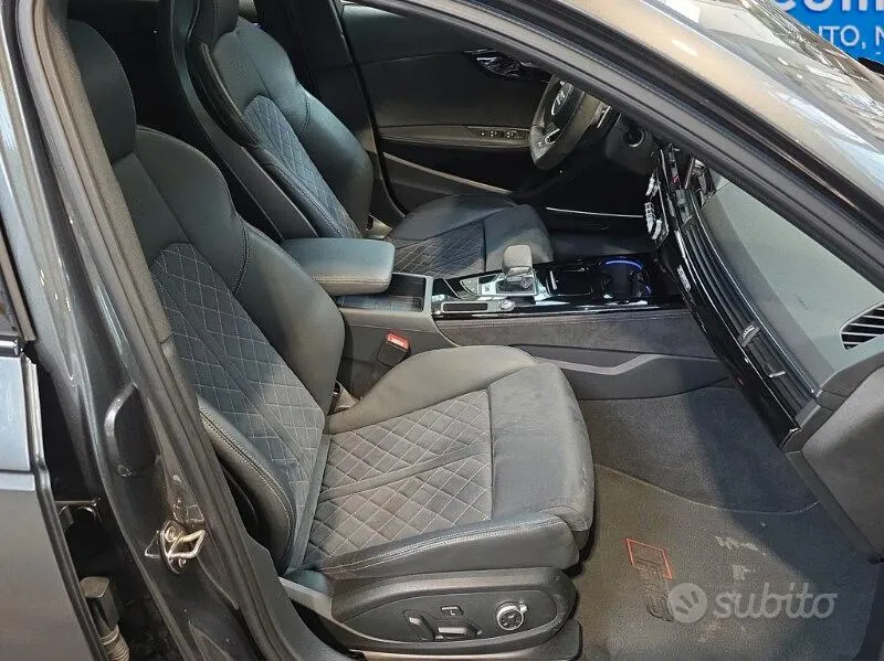 Audi A4 2023 photo 4