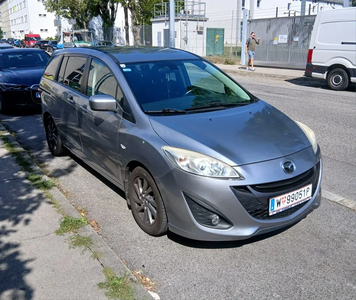 Mazda Mazda5